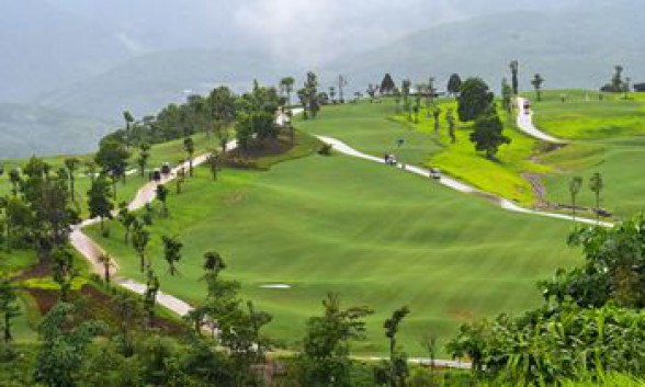  ƯU ĐÃI CỰC CHẤT - GOLF ĐÁNH CỰC MÊ TẠI SAPA GRAND GOLF COURSE