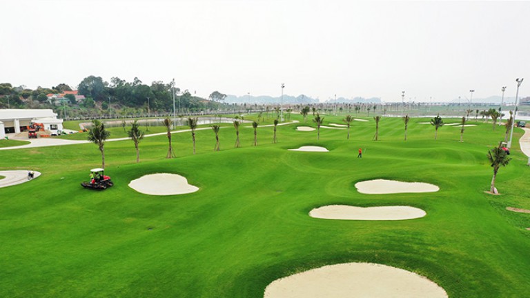 Tuần Châu Golf & Resort